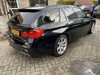 BMW 3-serie 330d xDrive High Executive Touring Pano picture 14