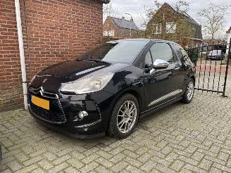 Citroën DS3 e-HDI 1.6 So Chic Vaste Prijs picture 2