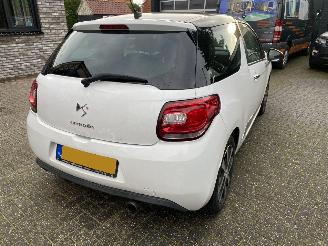 Citroën DS3 1.2 VTI Chic Motorschade picture 23