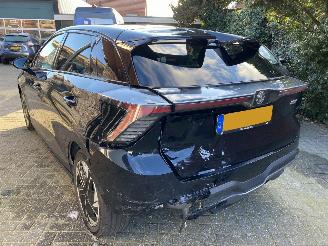 MG MG4 150KW Luxury 64 KWh picture 14