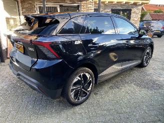 Schadeauto MG MG4 150KW Luxury 64 KWh 2023/4