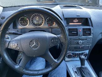 Mercedes C-klasse Auto is gereserveerd Automaat 200 CGi Sedan picture 24