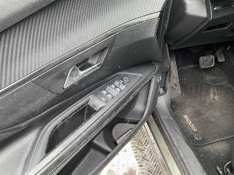 Peugeot 5008 7 Persoons 1.2 PureTech Blue Lease Executive WOK picture 20