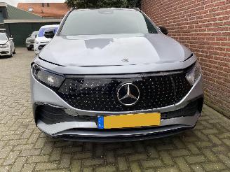 Mercedes EQA 250+ AMG Line Pano Limited 71 KWh picture 3