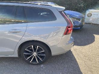 Volvo V-60 2.0 B4 Plus Bright Mild Hybrid picture 8