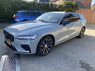Volvo V-60 2.0 B4 Plus Bright Mild Hybrid VASTE PRIJS picture 3