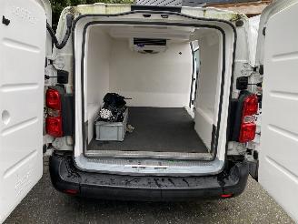 Peugeot Expert Koelbus Carrier Koeling 1.5 BlueHDi 100 Standard Pro met motorschade picture 7