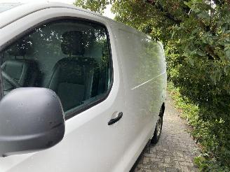 Peugeot Expert Koelbus Carrier Koeling 1.5 BlueHDi 100 Standard Pro met motorschade picture 39