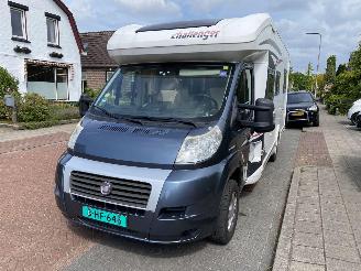 Challenger  Challeger Mageo 118EB/119 Queensbed en hefbed picture 34