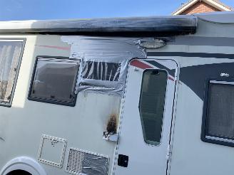 Challenger  Challeger Mageo 118EB/119 Queensbed en hefbed picture 11