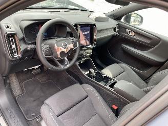Volvo XC40 Recharge Core 70 KWh picture 2