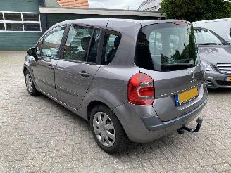 Renault Modus Automaat 1.6 82KW picture 13