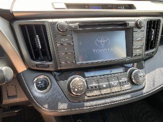 Toyota Rav-4 2.2D Style 4WD Vaste Prijs! picture 37