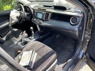 Toyota Rav-4 2.2D Style 4WD Vaste Prijs! picture 23