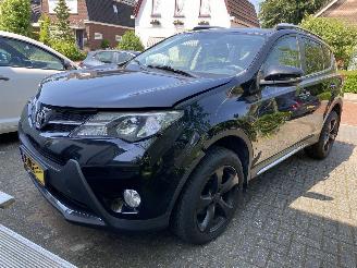 Toyota Rav-4 2.2D Style 4WD Vaste Prijs! picture 8