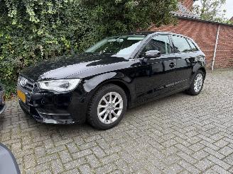 skadebil auto Audi A3 Automaat SPORTBACK 1.2 TFSI Attraction 5drs vaste prijs 2014/4