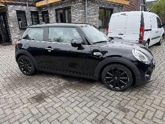 Mini Cooper Automaat 1.5 Chilli/Mary-Lebone Vaste prijs picture 13