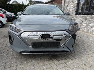 Hyundai Ioniq Premium EV 38 KWh picture 5