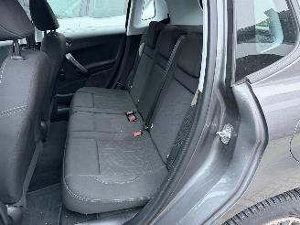 Peugeot 2008 Automaat 1.2 PureTech Blue Lion picture 20