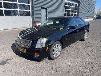 Coche accidentado Cadillac CTS 3.2 V6 24V Sedan 4Dr Benzine 3.175cc 160kW (218pk) 2006/1