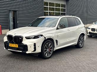 Unfallwagen BMW X5 M60i xDrive 4.4i V8 32V Mild Hybrid SUV  Elektrisch Benzine 4.395cc 390kW (530pk) 4x4 2024/11