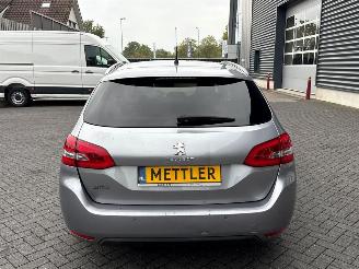 Peugeot 308 1.2 12V e-THP PureTech 130 Combi/o 4Dr Benzine 1.199cc 96kW (131pk) FWD picture 4