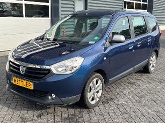 skadebil auto Dacia Lodgy 1.2 TCE 16V MPV  Benzine 1.198cc 85kW (116pk) FWD 7 persoons 2016/2