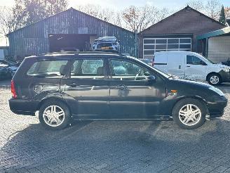 Ford Focus 1.6 16V Combi/o  Benzine 1.596cc 74kW (101pk) FWD picture 6