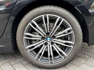 BMW 3-serie 330i xDrive 2.0 TwinPower Turbo 16V Sedan 4Dr Benzine 1.998cc 180kW (245pk) 4x4 picture 26