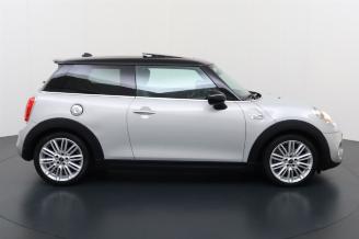 Mini Cooper S 2.0 16V Cooper S Hatchback 2Dr Benzine 1.998cc 141kW (192pk) FWD picture 5