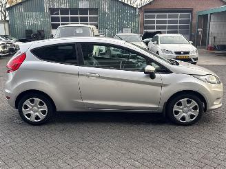 Ford Fiesta 1.25 16V Hatchback  Benzine 1.242cc 44kW (60pk) FWD picture 6