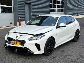 Schadeauto BMW 1-serie 120 1.5 TwinPower Turbo 12V Hatchback  Elektrisch Benzine 1.499cc 125kW (170pk) 2025/3