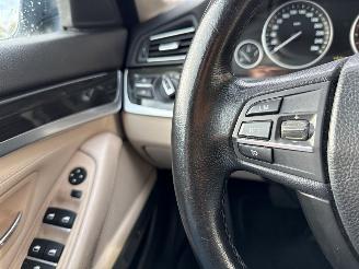 BMW 5-serie 523i 24V Sedan 4Dr Benzine 2.979cc 150kW (204pk) RWD picture 15