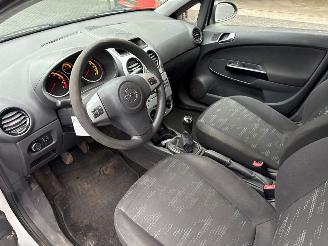 Opel Corsa 1.2 16V Hatchback  Benzine 1.229cc 63kW (86pk) FWD picture 11