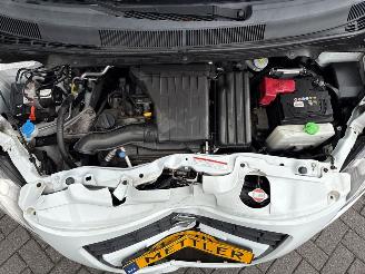 Suzuki Splash 1.0 12V MPV  Benzine 996cc 50kW (68pk) FWD picture 23