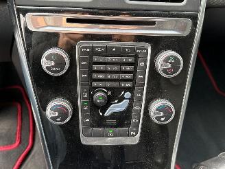 Volvo Xc-60 2.0 T5 16V SUV  Benzine 1.969cc 180kW (245pk) FWD picture 14