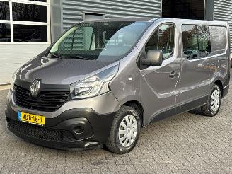 uszkodzony samochody osobowe Renault Trafic 1.6 dCi 125 Twin Turbo Bestel  Diesel 1.598cc 92kW (125pk) FWD 2019/8