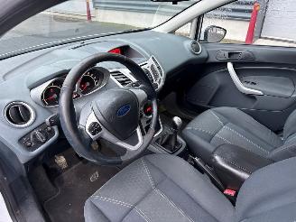 Ford Focus 1.4 16V Hatchback  Benzine 1.388cc 71kW (97pk) FWD picture 11