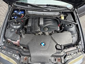 BMW 3-serie 318i 16V Combi/o  Benzine 1.995cc 105kW (143pk) RWD picture 17