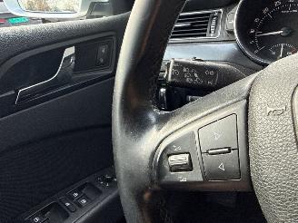 Skoda Superb 1.6 TDI Combi/o  Diesel 1.598cc 77kW (105pk) FWD picture 15