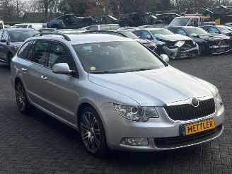 Skoda Superb 1.6 TDI Combi/o  Diesel 1.598cc 77kW (105pk) FWD picture 7