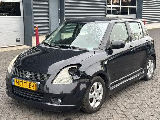 Schadeauto Suzuki Swift 1.3 VVT 16V Hatchback  Benzine 1.328cc 68kW (92pk) FWD 2007/2