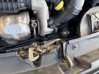 Citroën DS3 1.6 e-HDi Hatchback  Diesel 1.560cc 68kW (92pk) FWD picture 23