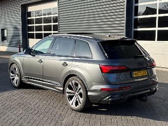 Audi Q7 60 TFSI E 3.0 V6 24V Mild Hybrid SUV  Elektrisch Benzine 2.995cc 360kW (490 PK) picture 3