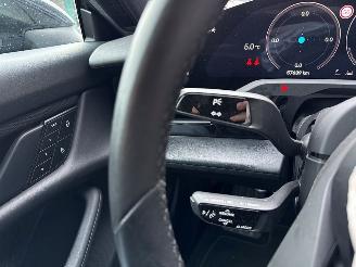 Porsche Taycan 79/84 kWh Sedan 4Dr Elektrisch 280 (381pk) picture 16