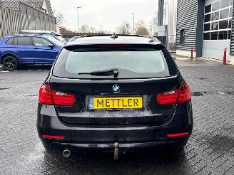 BMW 3-serie 320d 2.0 16V Combi/o  Diesel 1.995cc 135kW (184pk) RWD picture 4