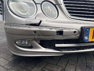 Mercedes E-klasse 3.2 E-320 CDI 24V Sedan 4Dr Diesel 3.222cc 150kW (204pk) RWD picture 24