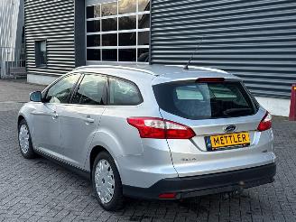 Ford Focus 1.6 TDCi ECOnetic Combi/o  Diesel 1.560cc 77kW (105pk) FWD picture 3