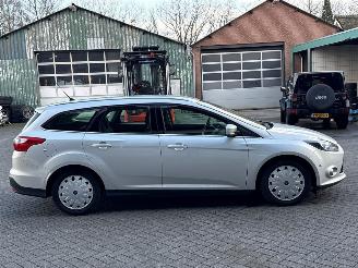 Ford Focus 1.6 TDCi ECOnetic Combi/o  Diesel 1.560cc 77kW (105pk) FWD picture 6