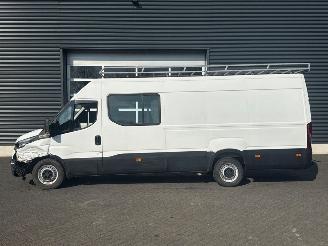 Iveco New daily L4H2 5 persoons Diesel 2.998cc 132kW (179pk) RWD picture 2